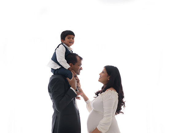 Studio Maternity Photography Amsterdam : Zwangerschapsfotografie in de Studio Amsterdam