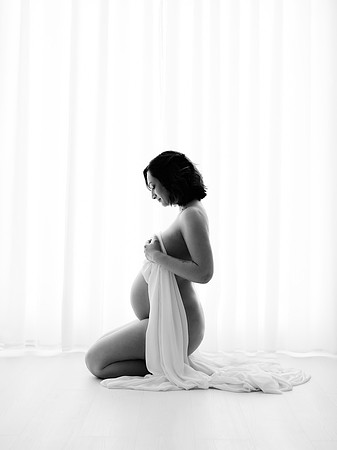 Studio Maternity Photography Amsterdam : Zwangerschapsfotografie in de Studio Amsterdam