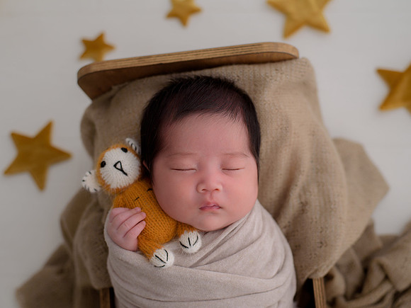 Classic Posed Newborn Photography Amsterdam : Klassieke Geposeerde Newbornfotografie Amsterdam