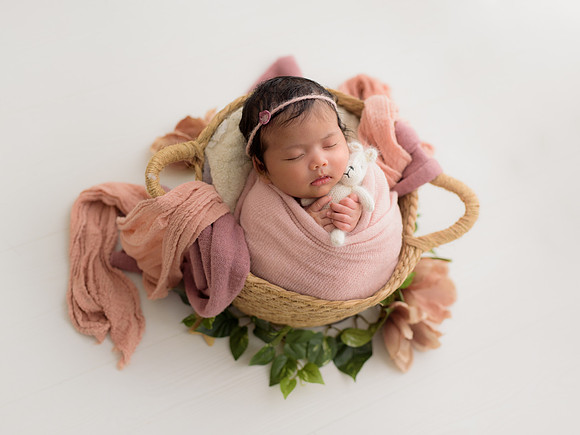 Classic Posed Newborn Photography Amsterdam : Klassieke Geposeerde Newbornfotografie Amsterdam